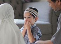 Keluarga ibu anak ayah doa shalat